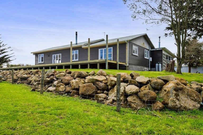 Photo of property in 2745 Opunake Road, Te Kiri, Opunake, 4682