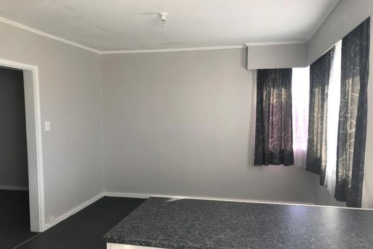 Photo of property in 63 Paul Crescent, Fairfield, Hamilton, 3214