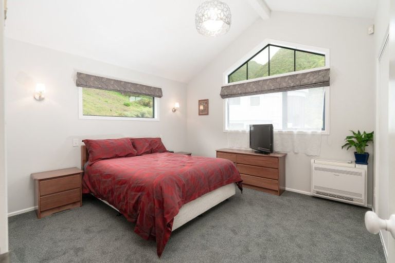 Photo of property in 39 Vasanta Avenue, Ngaio, Wellington, 6035