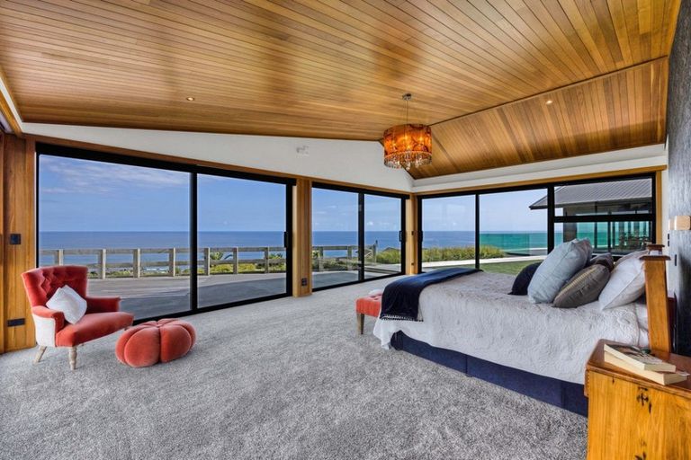 Photo of property in 24 Washer Road, Omata, New Plymouth, 4374