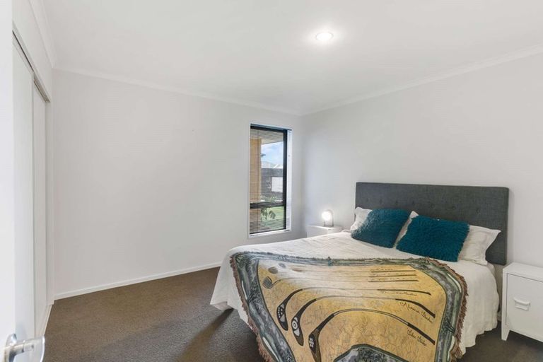 Photo of property in 49 Aroha Street, Pegasus, 7612