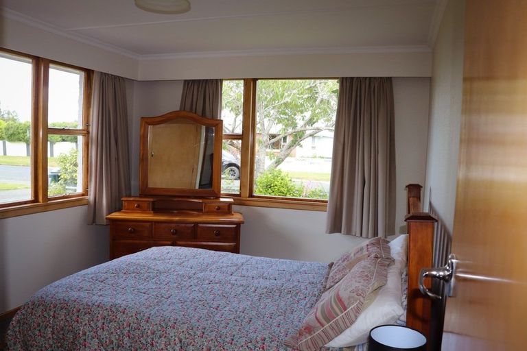 Photo of property in 44 Hillary Street, Winton, 9720