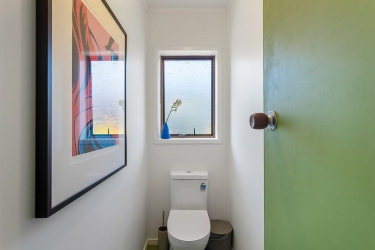 Photo of property in 1/2 Vodanovich Road, Te Atatu South, Auckland, 0610