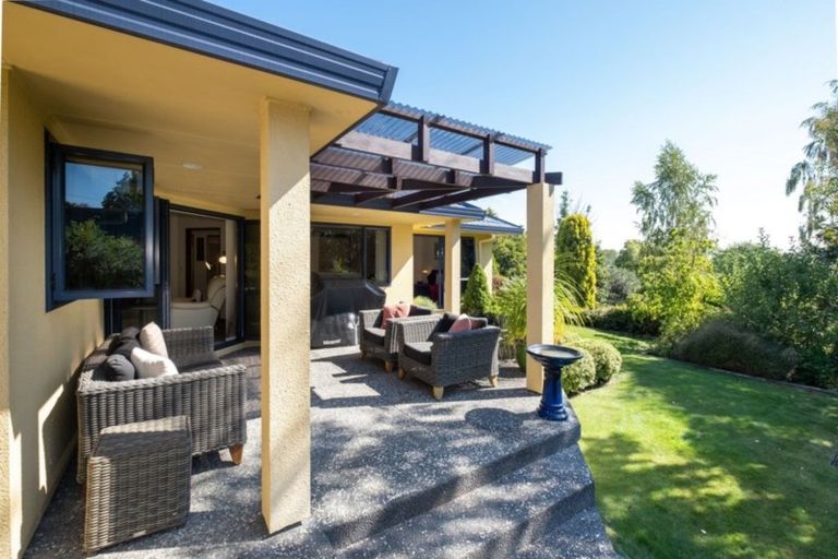 Photo of property in 58 Palmerston Road, Havelock North, 4130