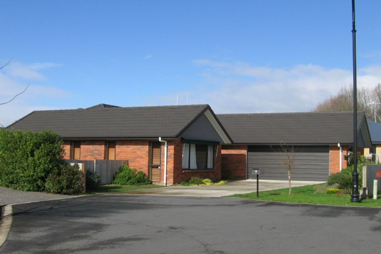 Photo of property in 5 Taunton Court, Huntington, Hamilton, 3210