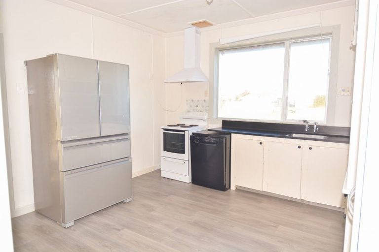 Photo of property in 572 Riverton Wallacetown Highway, Wrights Bush, Invercargill, 9874