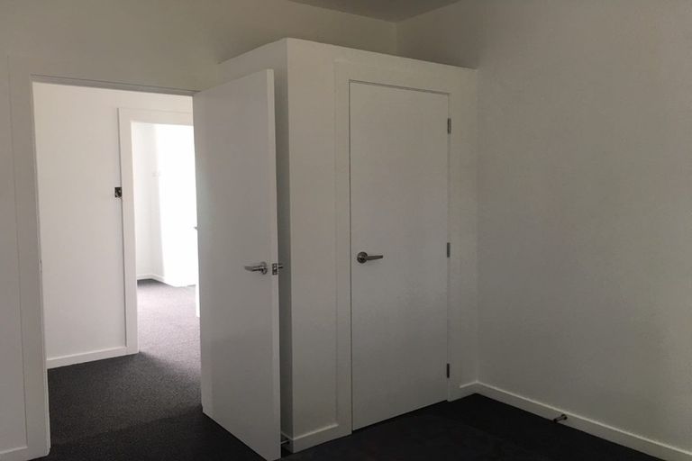 Photo of property in 100 Main South Road, Green Island, Dunedin, 9018