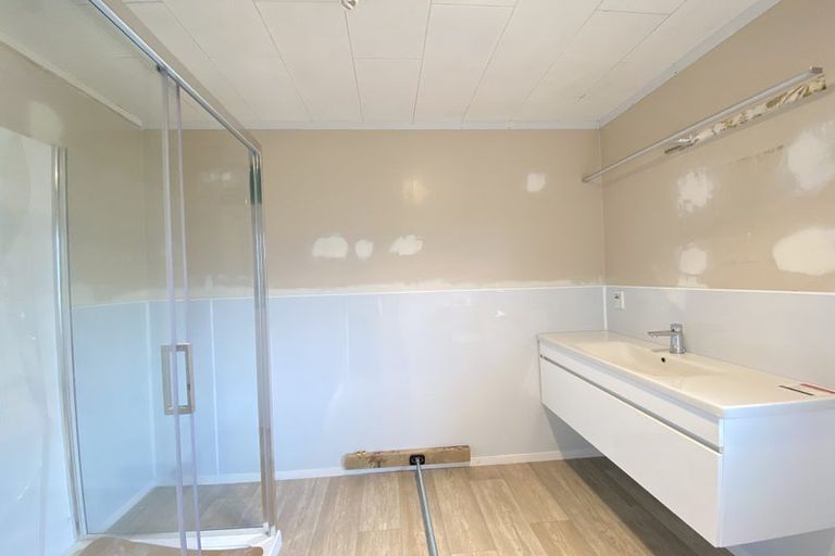 Photo of property in 212 Cambridge Road, Bethlehem, Tauranga, 3110