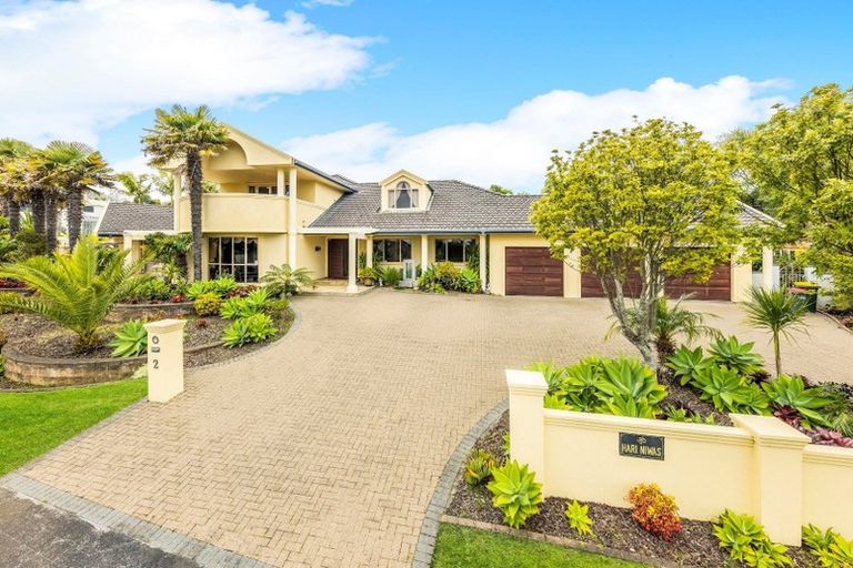 Photo of property in 2 Anaheim Boulevard, Shamrock Park, Auckland, 2016