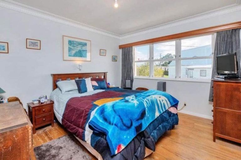 Photo of property in 290 Rodney Street, Wellsford, 0900