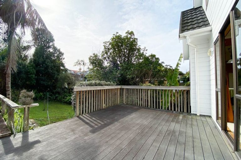 Photo of property in 2/14 Regia Close, Half Moon Bay, Auckland, 2012