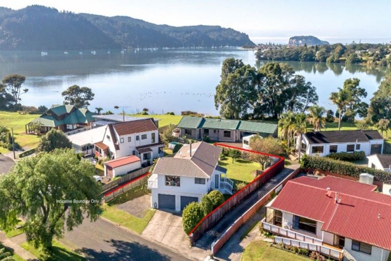Photo of property in 167 Durrant Drive, Whangamata, 3620