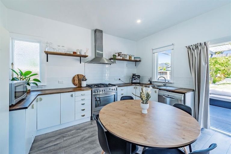 Photo of property in 25 Flockton Street, Mairehau, Christchurch, 8013