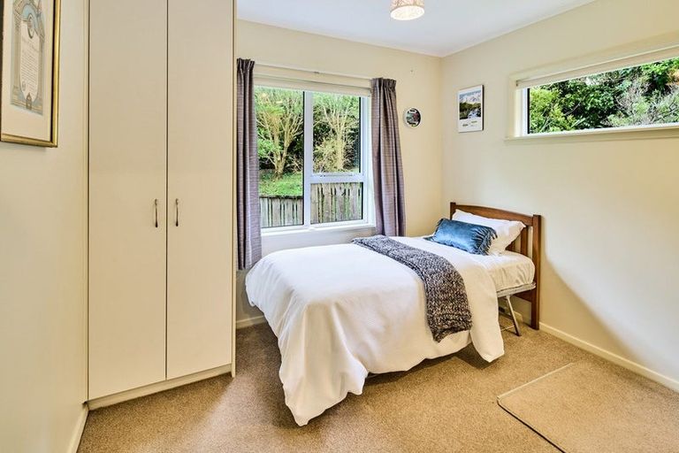 Photo of property in 55 Chester Road, Tawa, Wellington, 5028