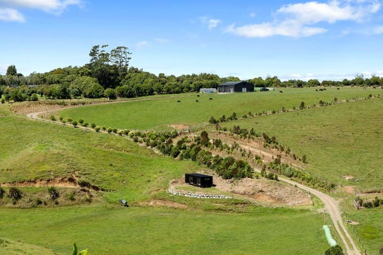 Photo of property in 401a Smart Road, Hillsborough, New Plymouth, 4372