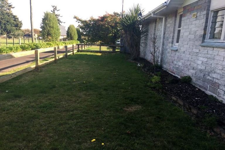 Photo of property in 59 Robinson Avenue, Holdens Bay, Rotorua, 3010