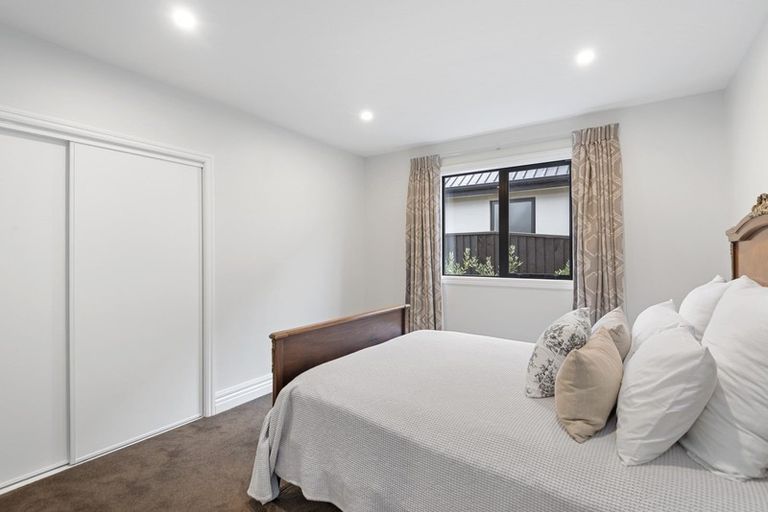 Photo of property in 117 Glandovey Road, Strowan, Christchurch, 8052