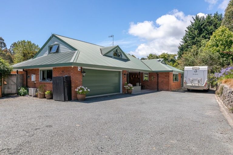 Photo of property in 37 Aston Road, Waikanae, 5391