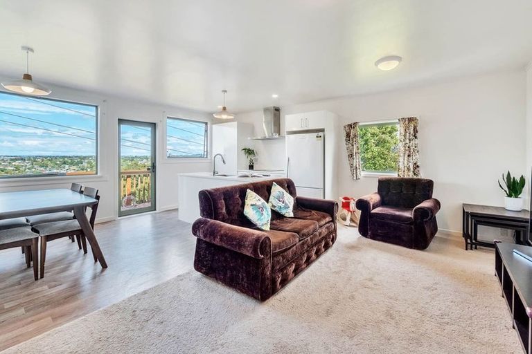 Photo of property in 67 Don Buck Road, Massey, Auckland, 0614