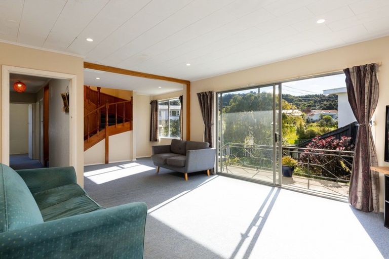 Photo of property in 75a Hampden Street, Picton, 7220