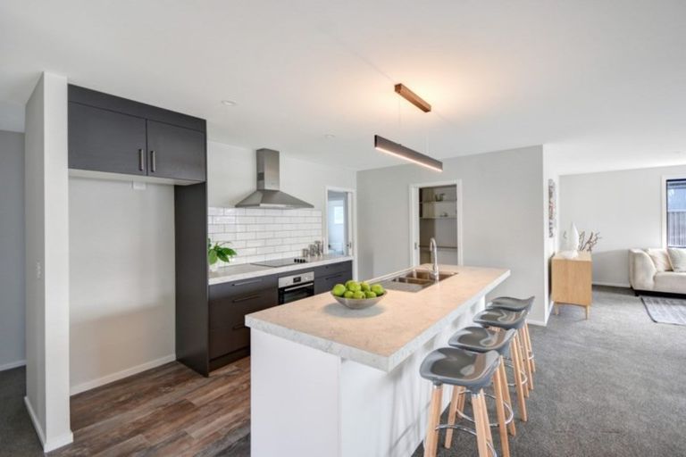 Photo of property in 32 Owhiro Avenue, Mosgiel, 9024