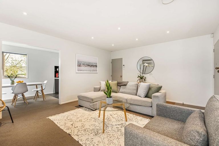 Photo of property in 2/352 Bucklands Beach Road, Bucklands Beach, Auckland, 2012