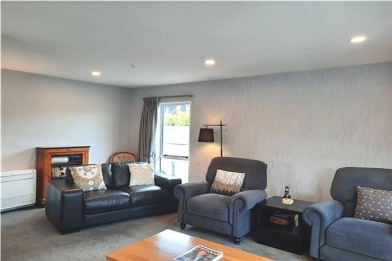 Photo of property in 38 Normans Road, Strowan, Christchurch, 8052