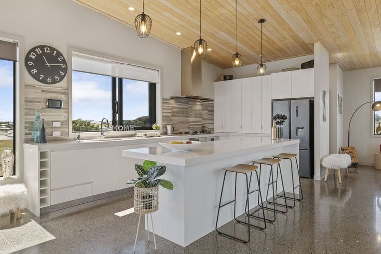 Photo of property in 16a Links Drive, Waiwhakaiho, New Plymouth, 4312