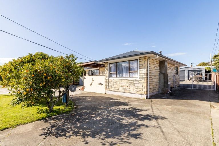 Photo of property in 530 Main North Road, Bay View, Napier, 4104