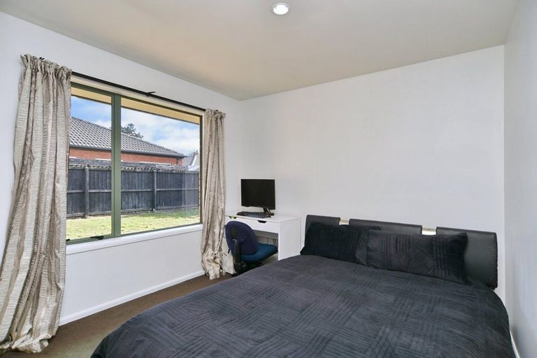 Photo of property in 1 Sandholm Close, North New Brighton, Christchurch, 8083