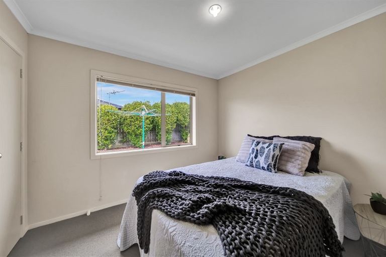 Photo of property in 17 Jules Crescent, Bell Block, New Plymouth, 4312