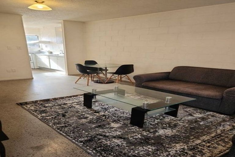 Photo of property in 10 Central Avenue, Avenues, Whangarei, 0110