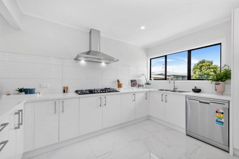 Photo of property in 1/55 Alfriston Road, Manurewa East, Auckland, 2102