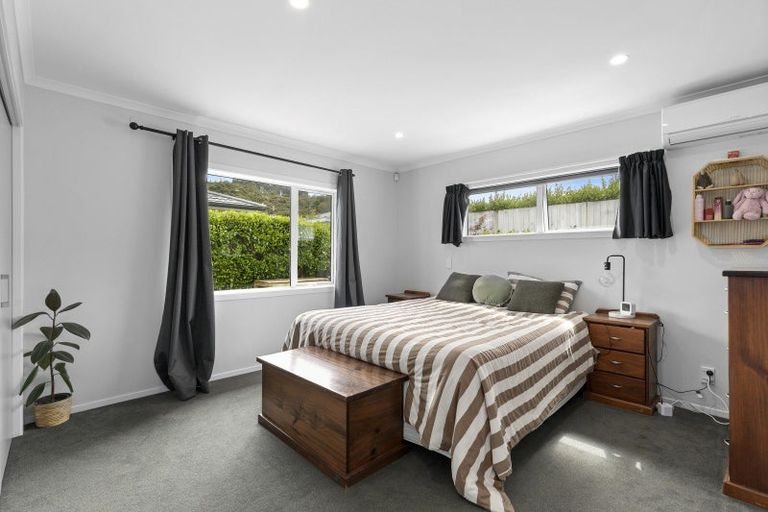 Photo of property in 38 Brian Morgan Terrace, Wainuiomata, Lower Hutt, 5014