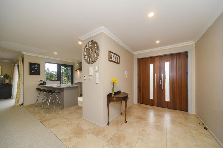 Photo of property in 339 Stoney Creek Road, Kelvin Grove, Palmerston North, 4470