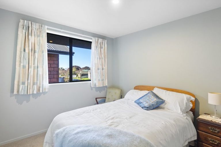 Photo of property in 56 Cairns Crescent, Rototuna, Hamilton, 3210