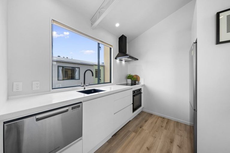 Photo of property in Marion Square Apartments, 12/26 Marion Street, Te Aro, Wellington, 6011