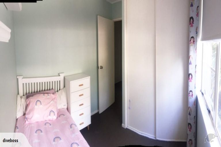 Photo of property in 14 Shannon Place, Torbay, Auckland, 0630