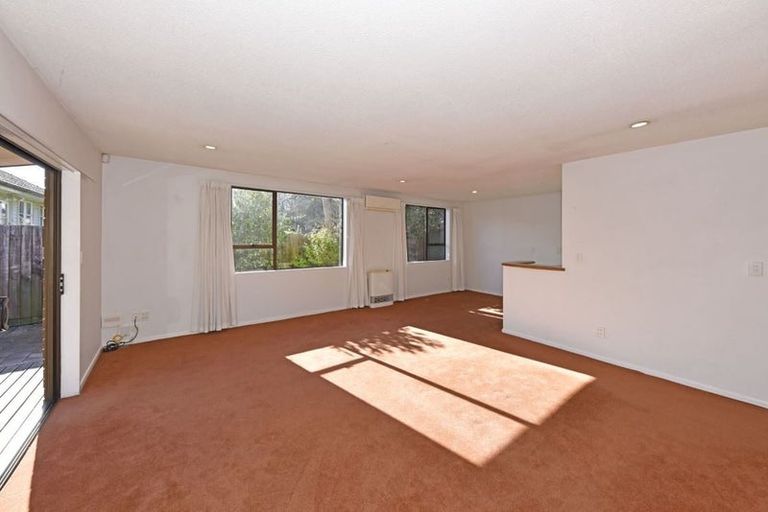 Photo of property in 2/40 Meadow Street, Papanui, Christchurch, 8052