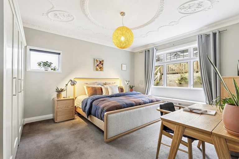 Photo of property in 22 Imperial Terrace, Melrose, Wellington, 6022