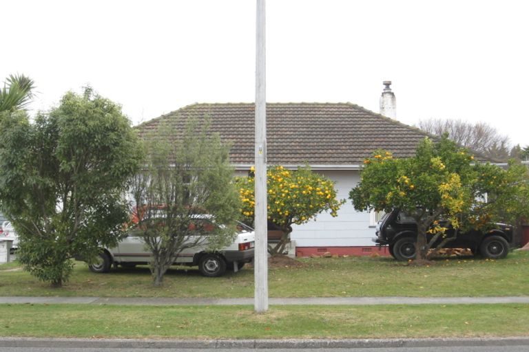 Photo of property in 17 Williams Street, Marewa, Napier, 4110