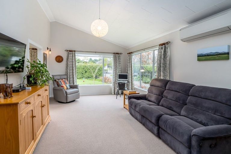 Photo of property in 14 Bell Street, Featherston, 5710