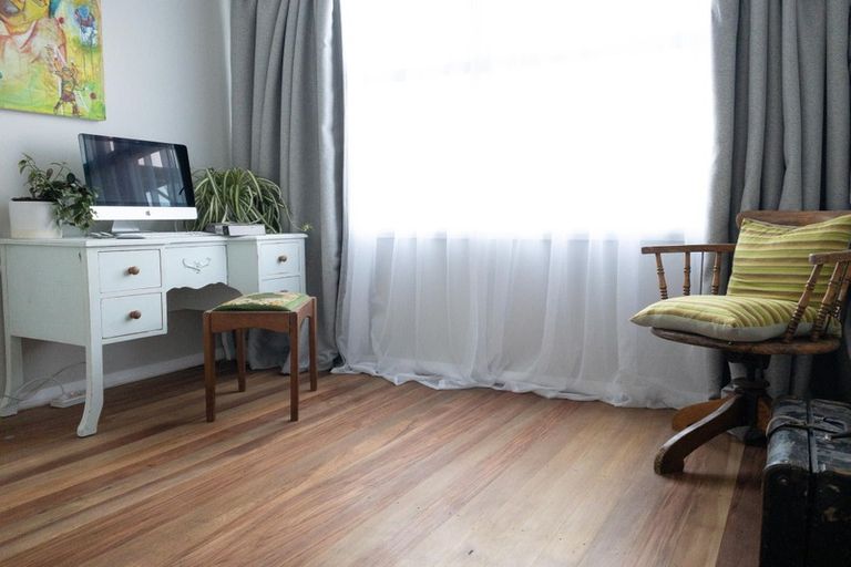 Photo of property in 8 Fox Street, Featherston, 5710