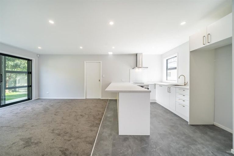 Photo of property in 4a Pohutukawa Street, Woburn, Lower Hutt, 5010