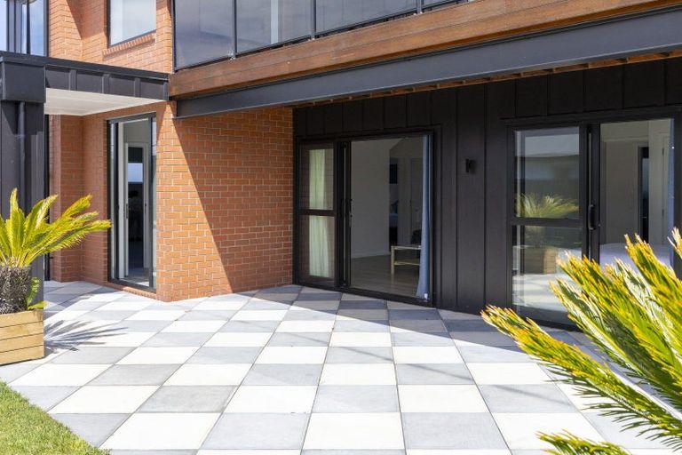 Photo of property in 72 Harakeke Drive, Wharewaka, Taupo, 3330