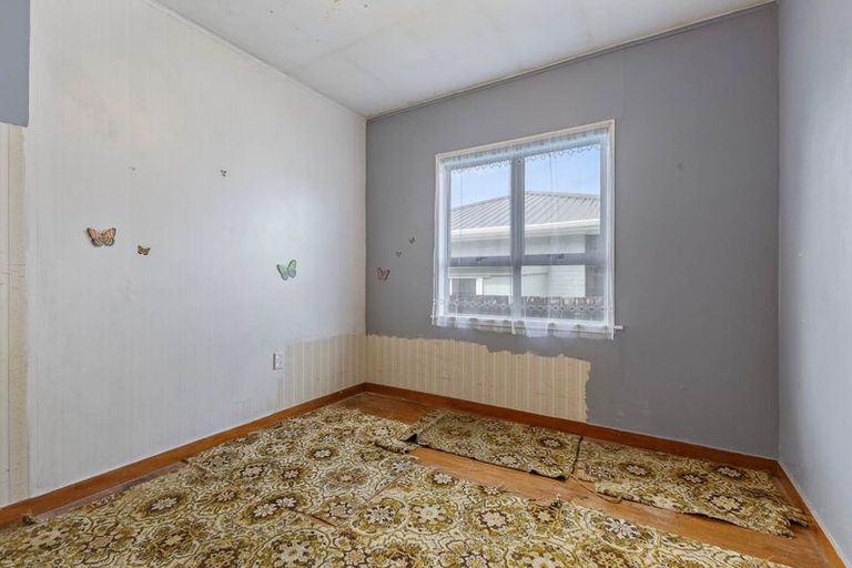 Photo of property in 19 Estuary Road, Weymouth, Auckland, 2103