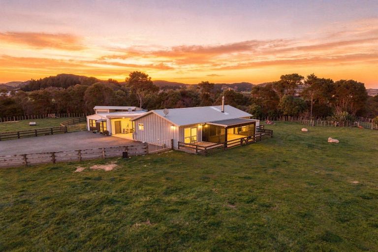 Photo of property in 1597 Turakina Valley Road, Marton, Whanganui, 4581