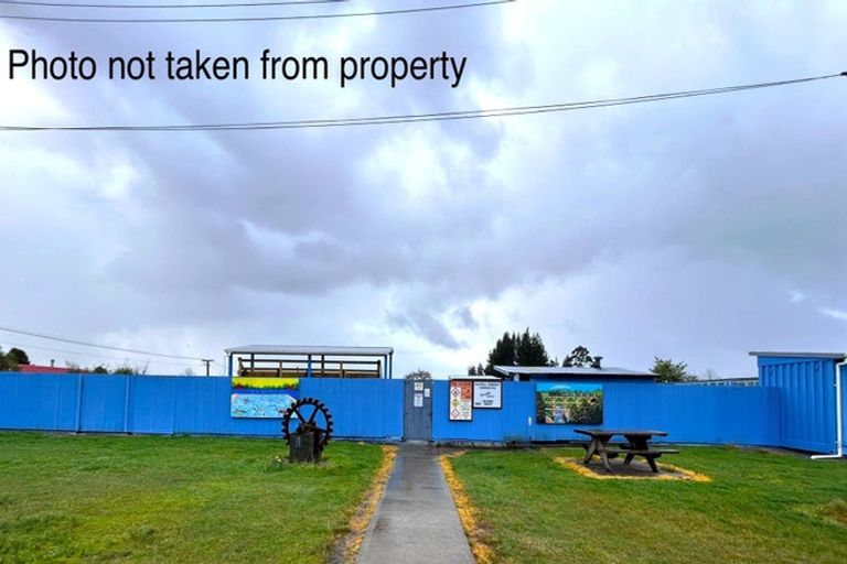 Photo of property in 27 Hart Street, Blackball, 7804