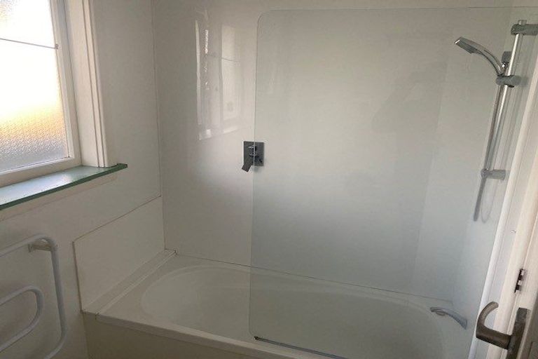 Photo of property in 18 Springbank Street, Bryndwr, Christchurch, 8053