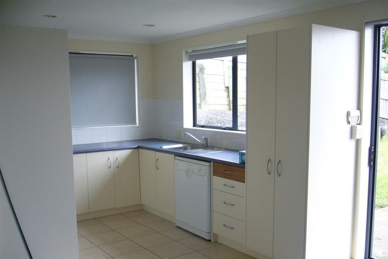 Photo of property in 31 Mt Lebanon Crescent, The Gardens, Auckland, 2105